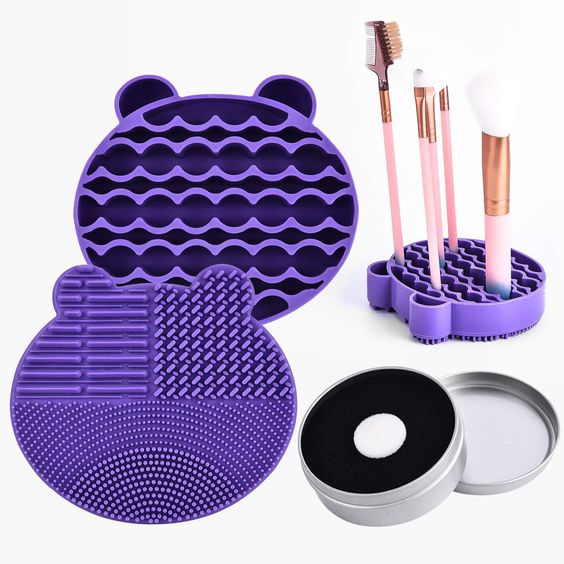 The Game-Changer in Makeup Hygiene: Brush Cleaning Mats